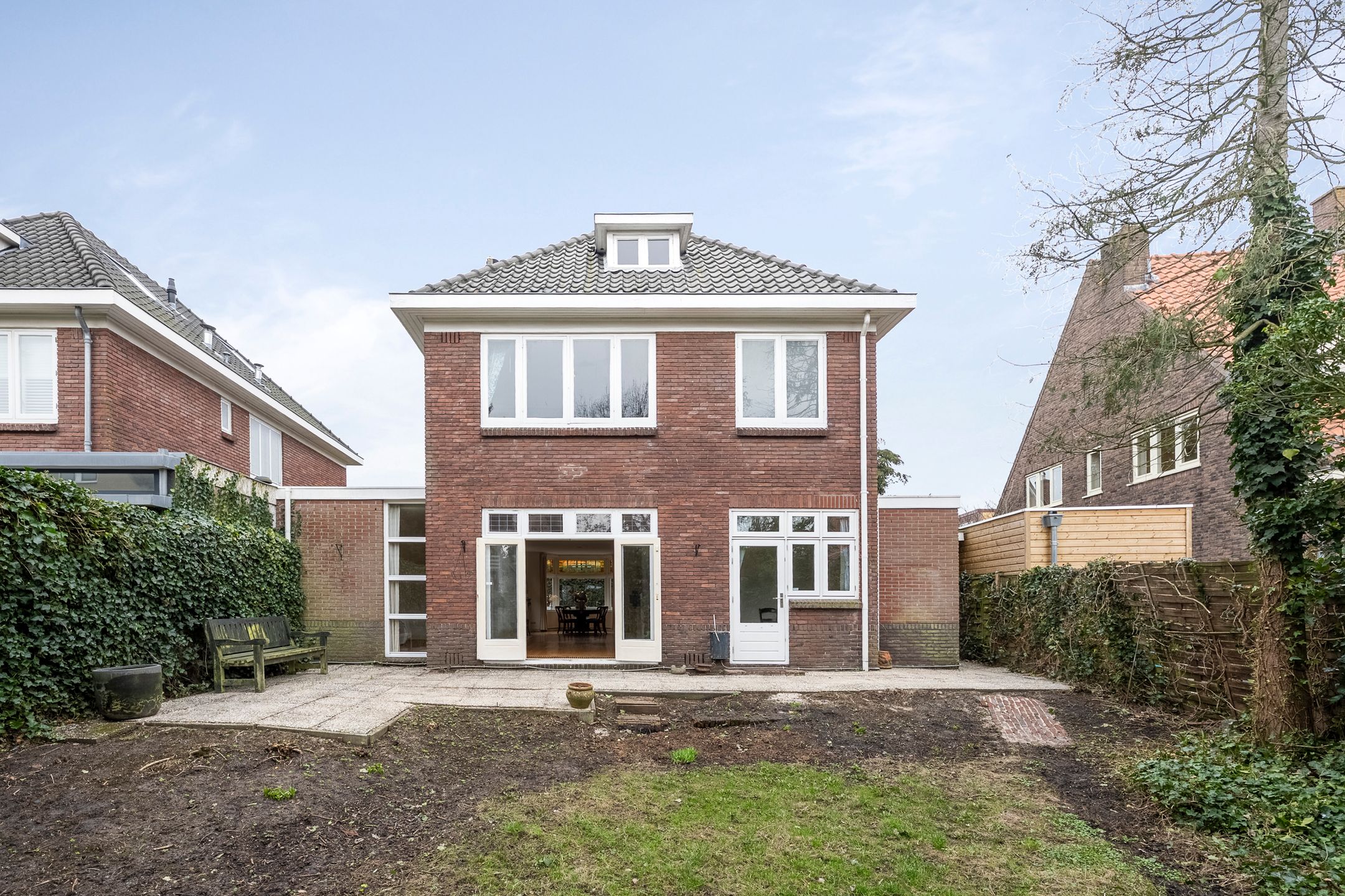 Spacious detached family home with garden and garage in Heemstede Center — 13
