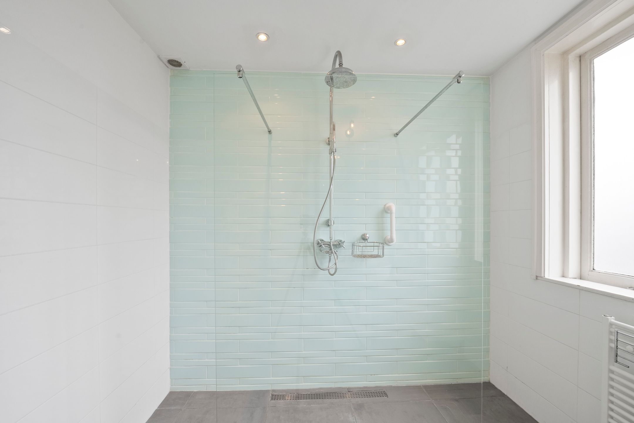 Spacious detached family home with garden and garage in Heemstede Center — 24
