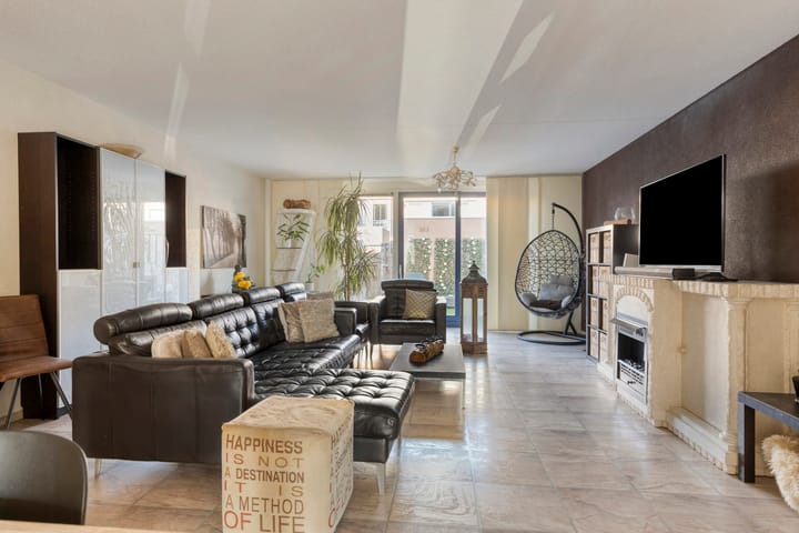 Oesterbank 15 main image