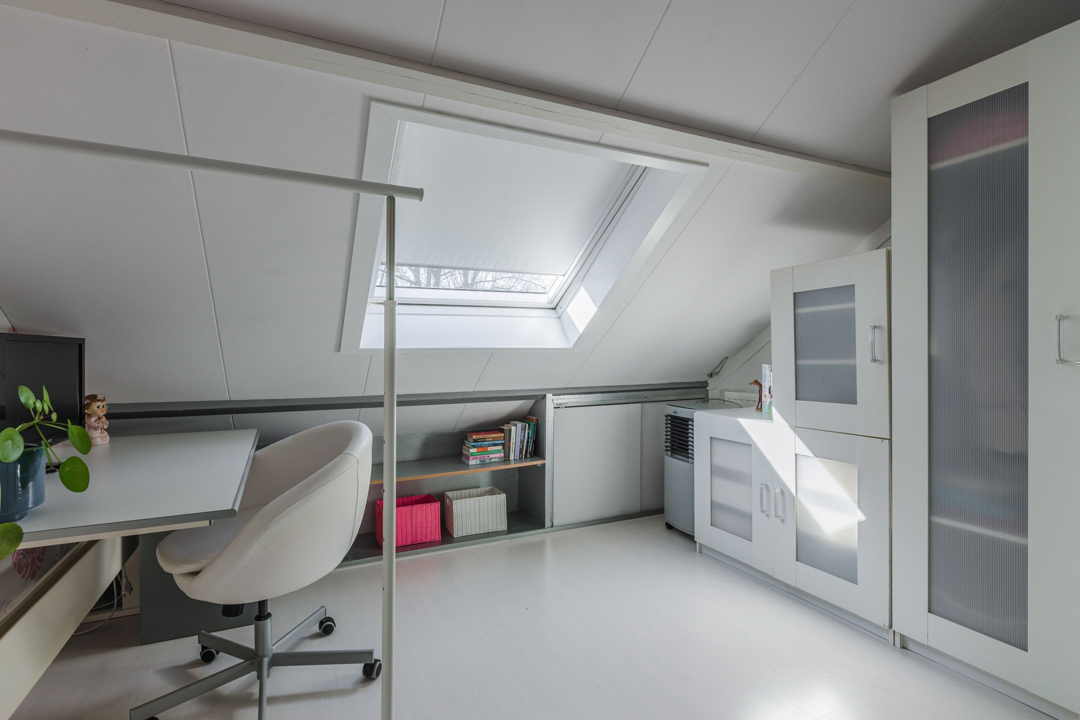 Photo 42 of Roghorst 185