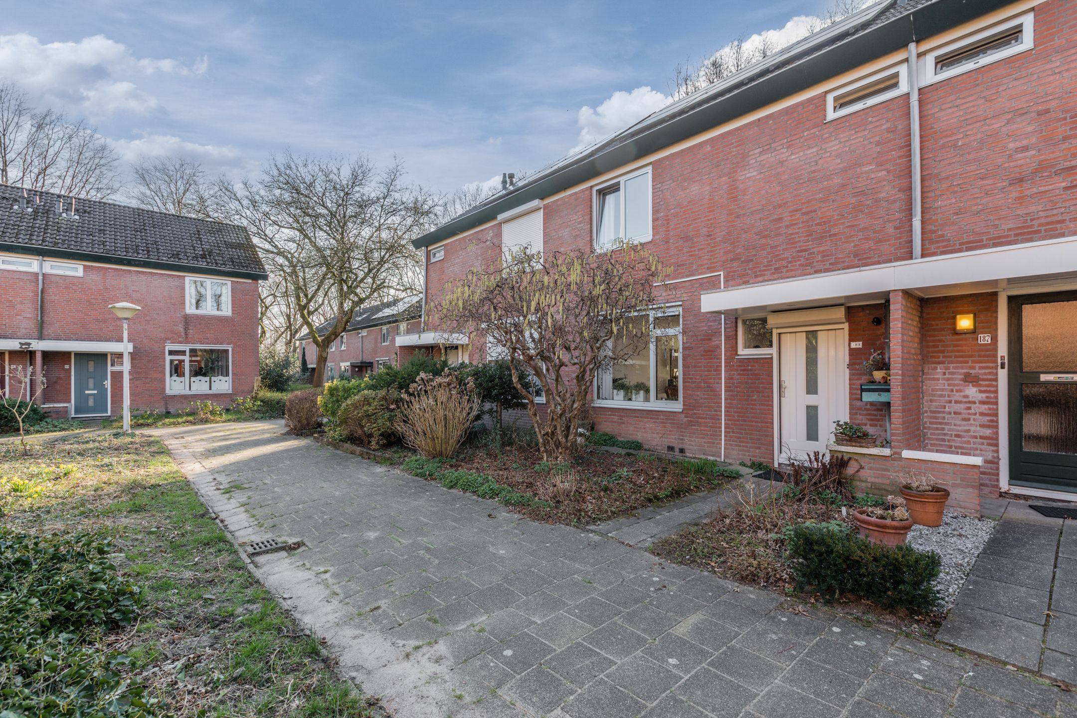 Photo 54 of Roghorst 185