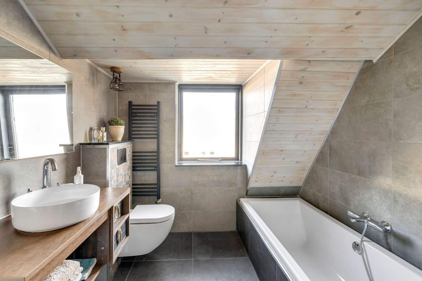 Photo 34 of Moriaanseweg Oost 241