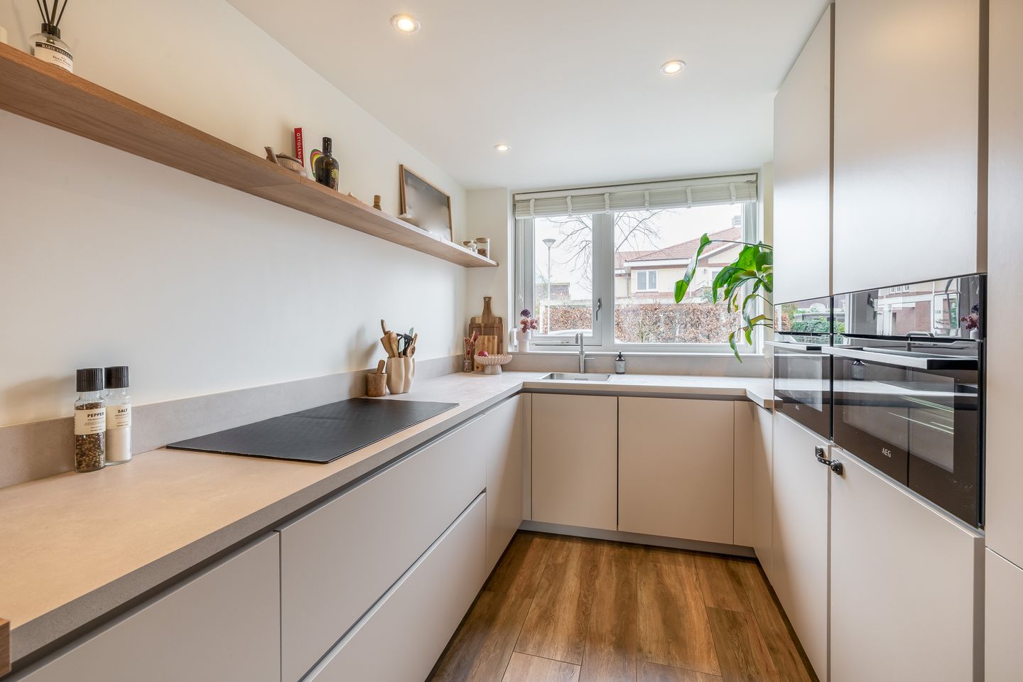 Photo 10 of Lisdodde 60