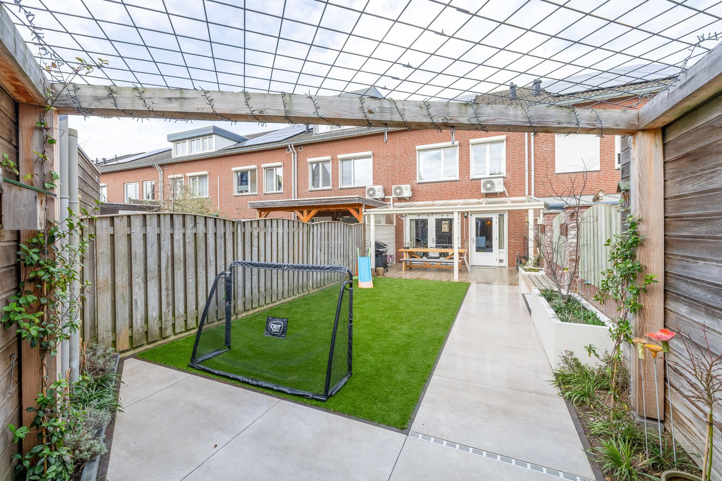 Photo 20 of Lisdodde 60