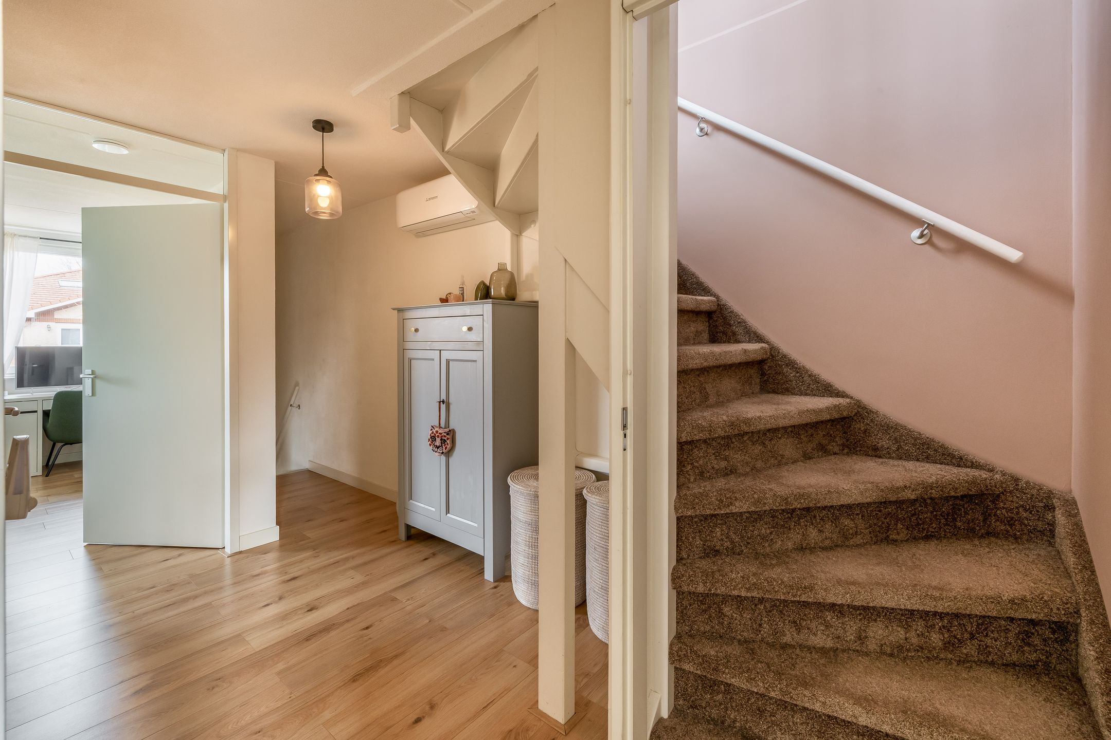 Photo 21 of Lisdodde 60