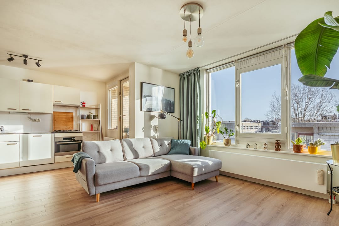 Photo 8 of Van Ostadestraat 209-D