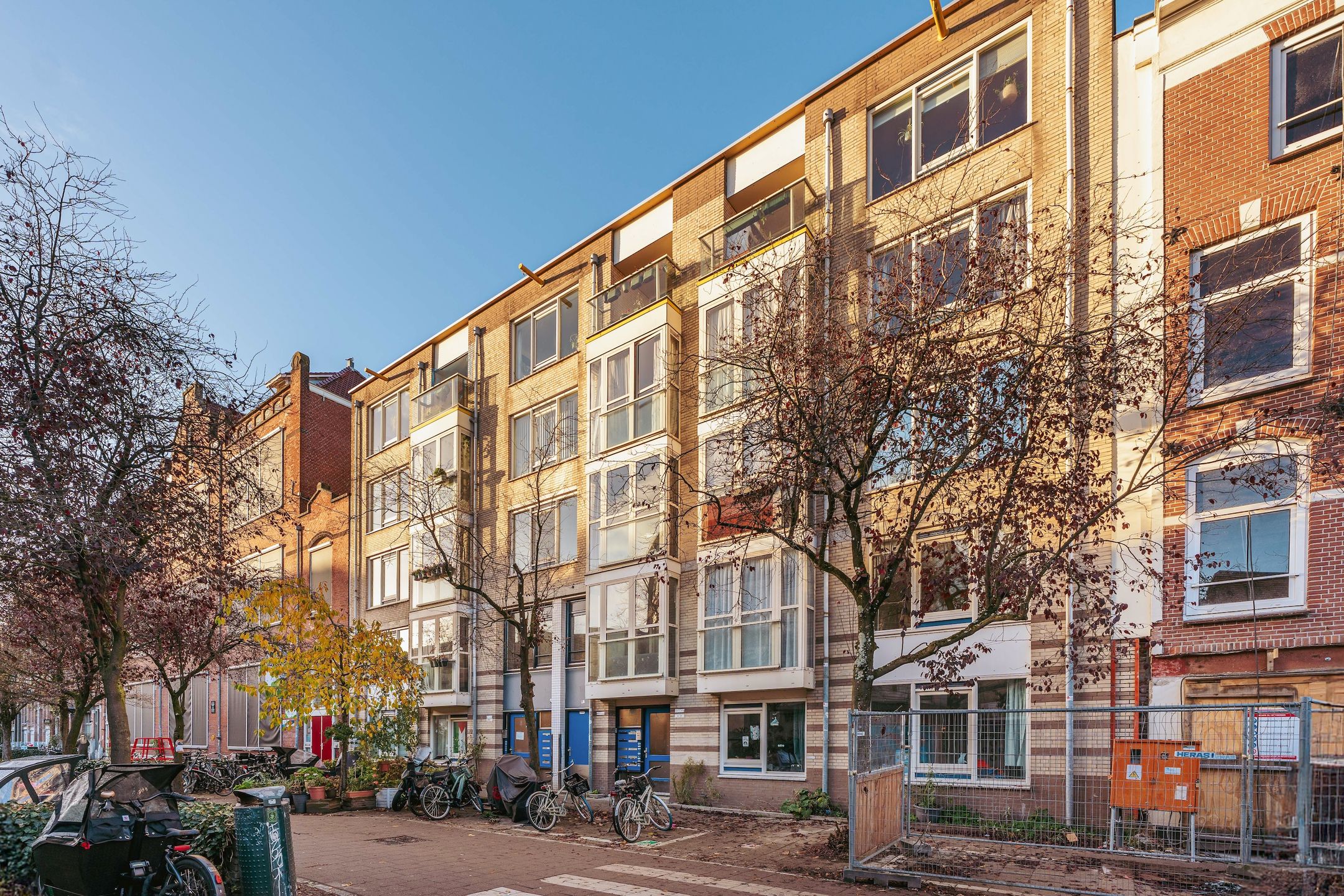 Photo 30 of Van Ostadestraat 209-D