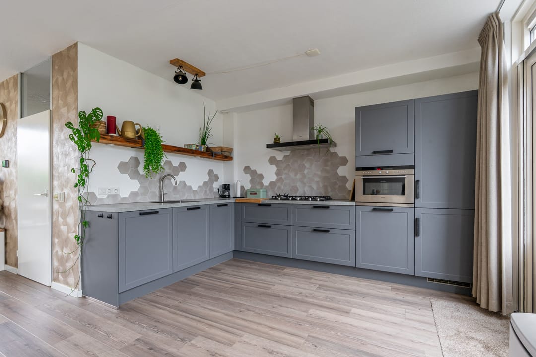 Foto 11 van Vlaardingenweg 36