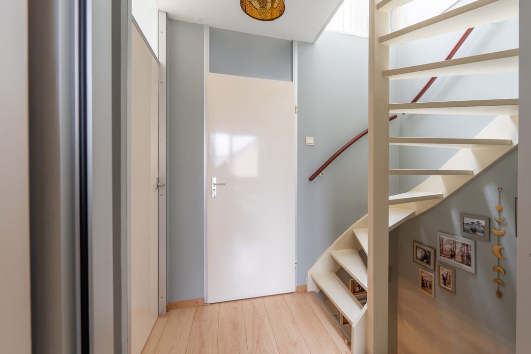 Foto 13 van Vlaardingenweg 36