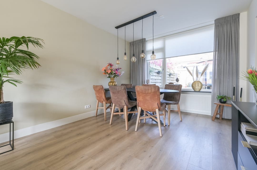 Photo 11 of Vervoornstraat 76