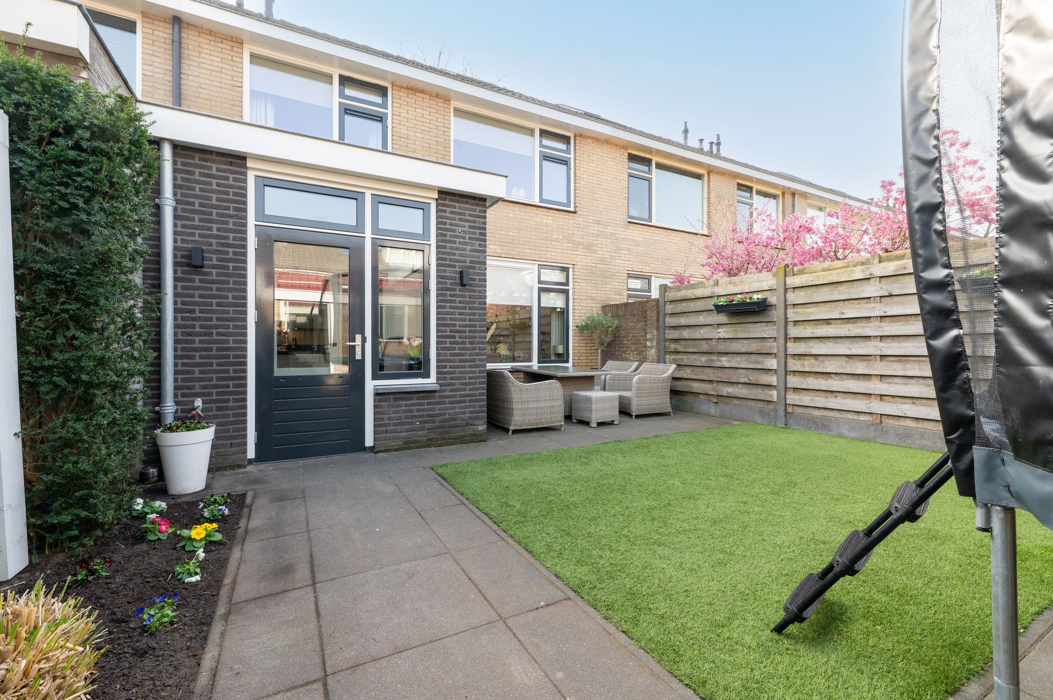 Photo 33 of Vervoornstraat 76