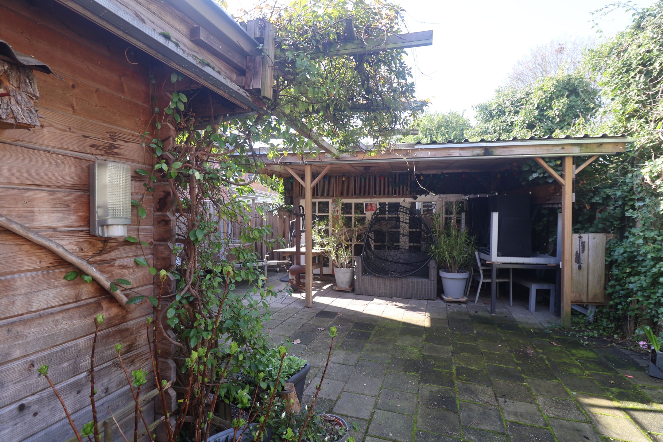 Foto 24 van Kastanjelaan 1