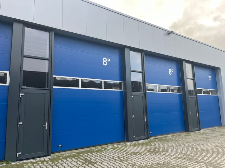 Eeser Hout 8-P, Steenwijk