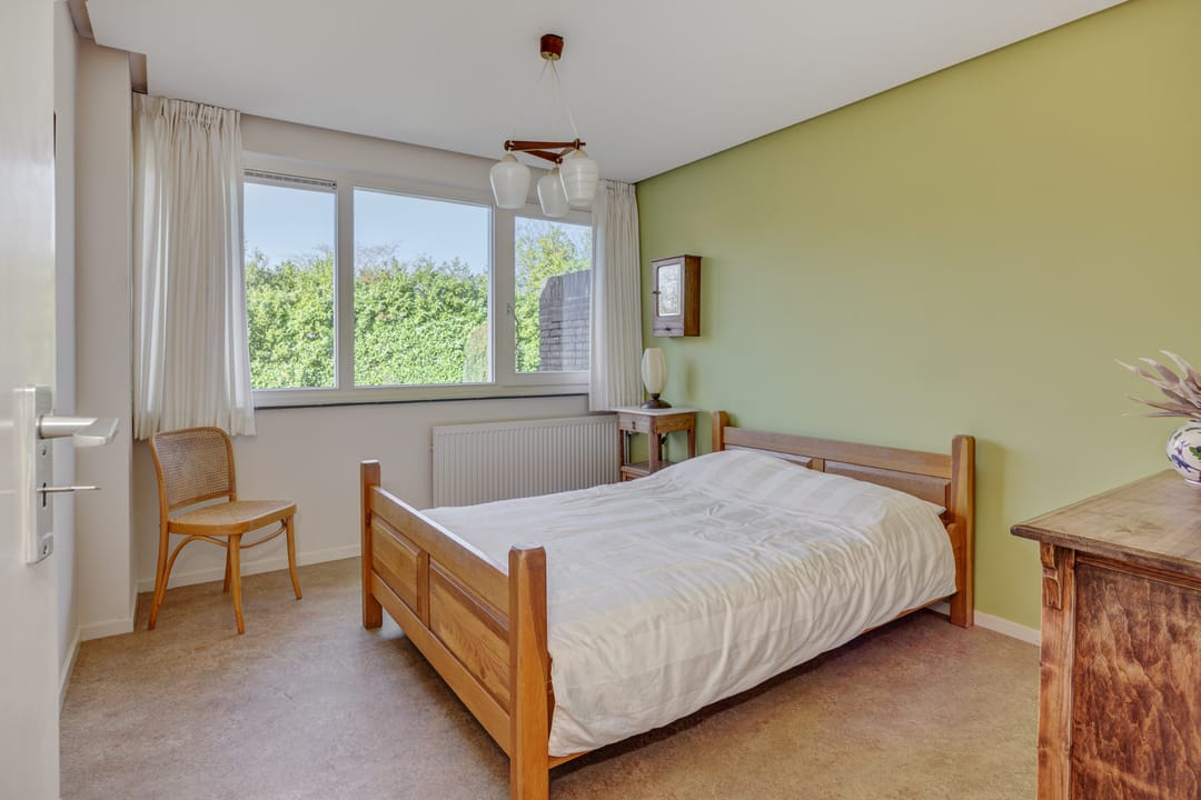 Spacious terraced house with four bedrooms and home office space in Sint-Michielsgestel — 21