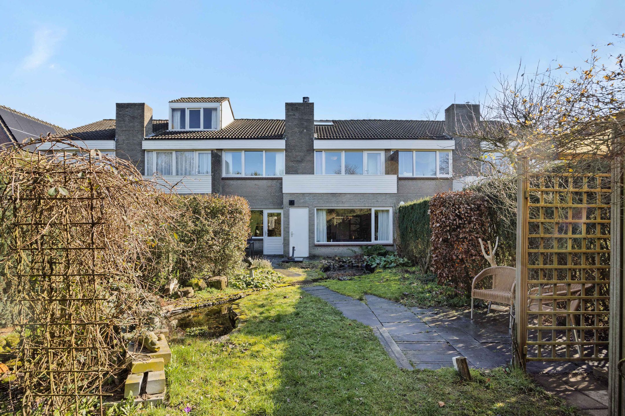 Spacious terraced house with four bedrooms and home office space in Sint-Michielsgestel — 35