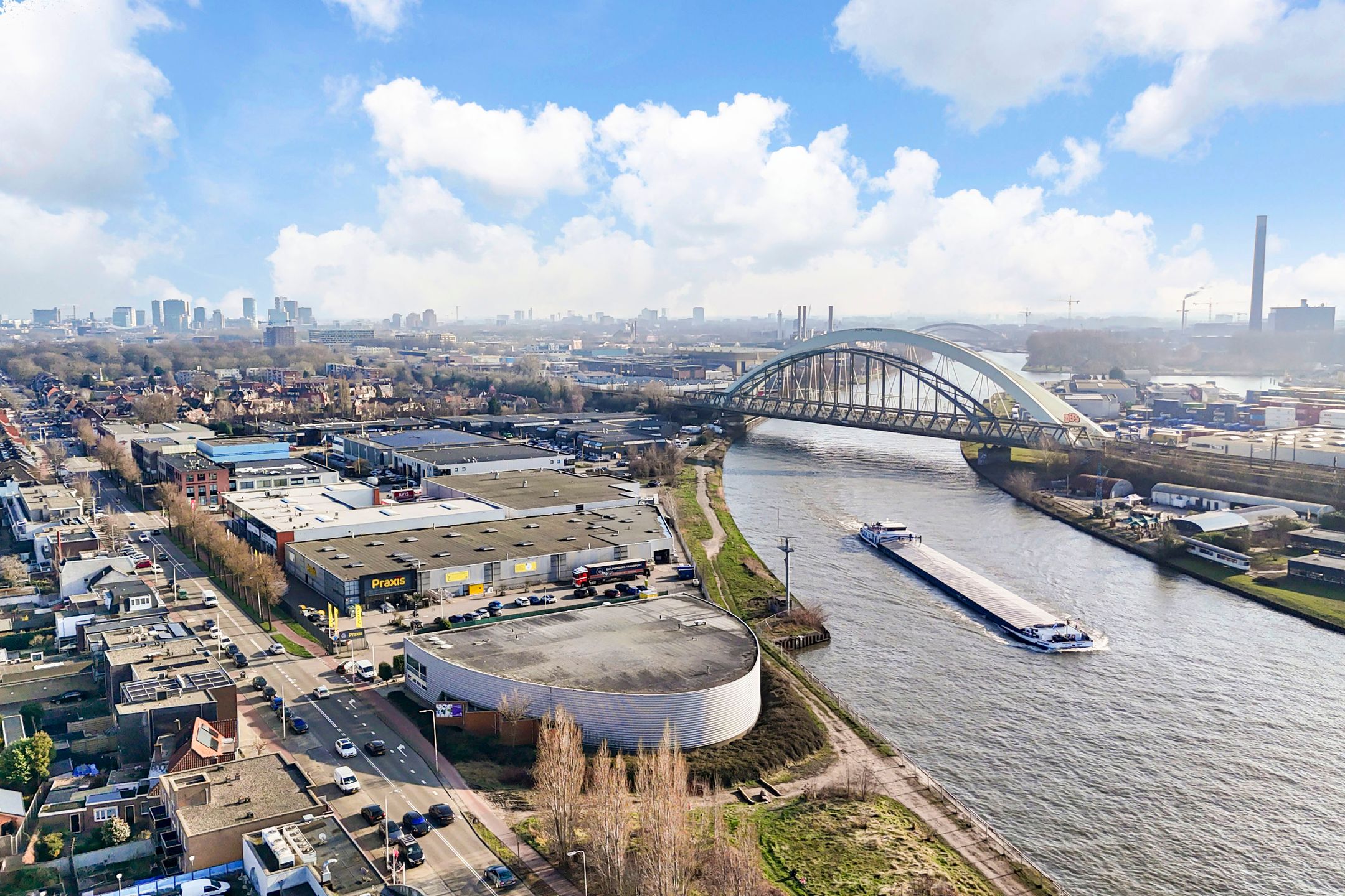 Foto 39 van De Bazelstraat 78