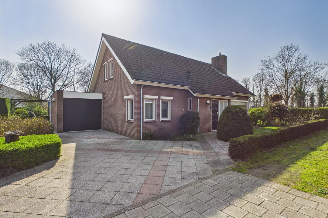 Photo 1 of Piet Heinstraat 38