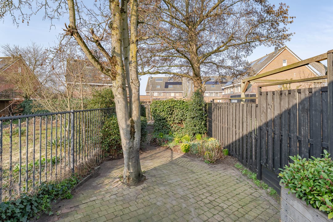 Photo 2 of Dorpstraat 48