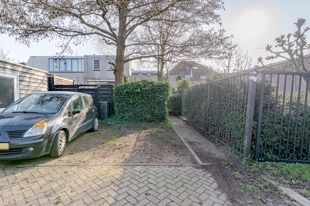 Photo 16 of Dorpstraat 48