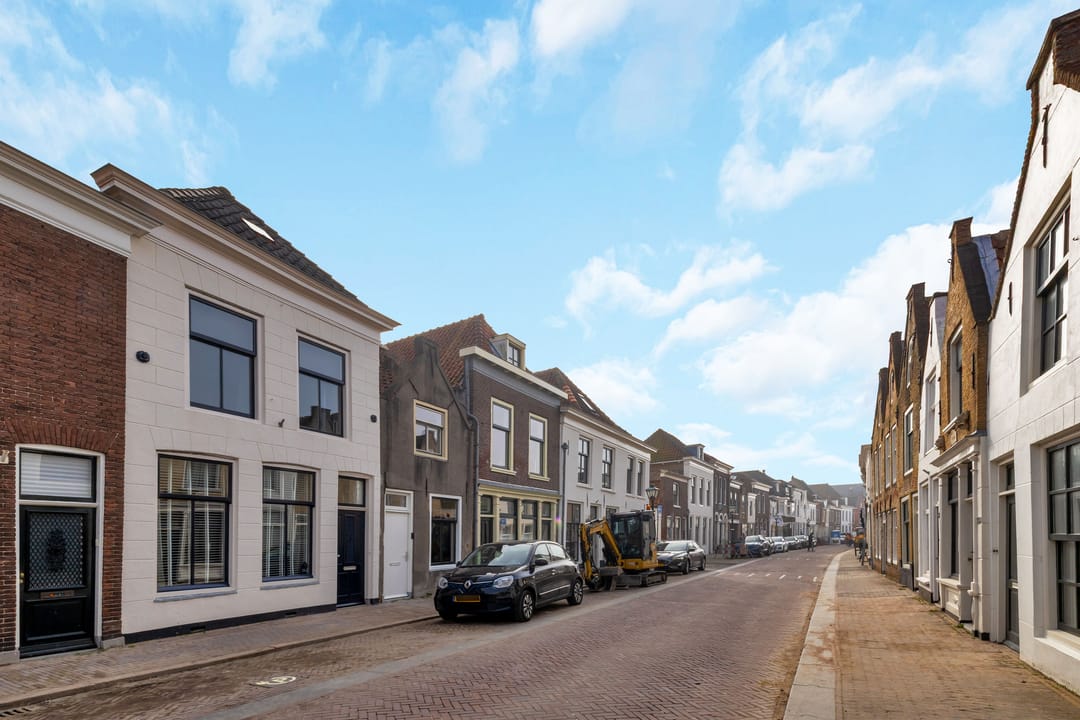 Photo 7 of Voorstraat 140