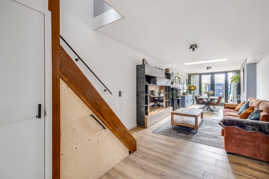 Photo 13 of Voorstraat 140