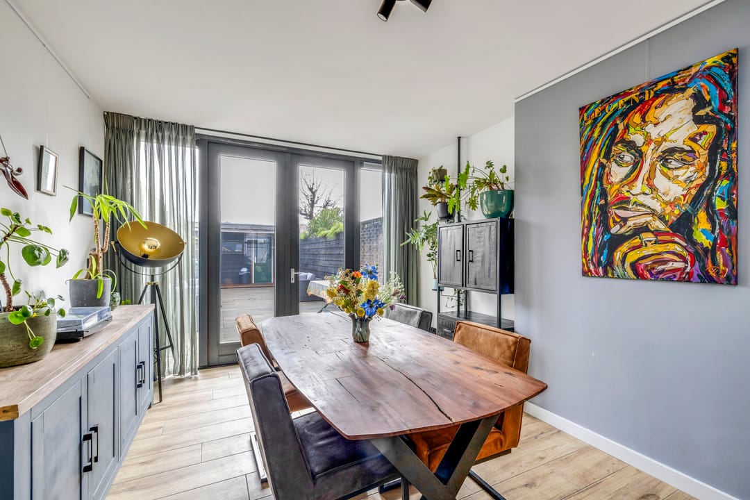 Photo 17 of Voorstraat 140