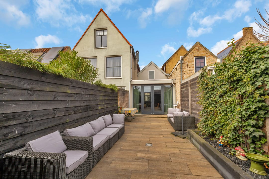 Photo 28 of Voorstraat 140