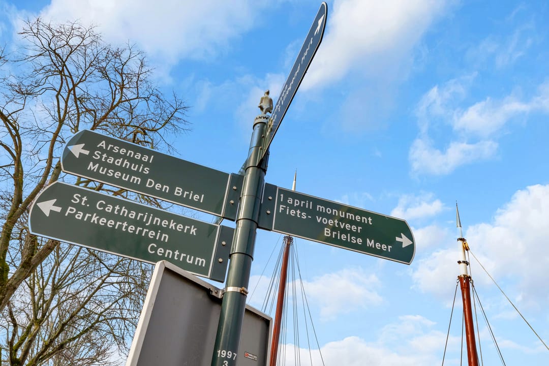 Photo 32 of Voorstraat 140