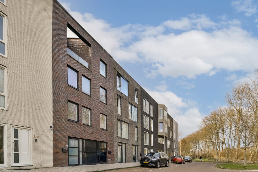 Modern Double Ground Floor Home with Garden in Amsterdam Noord — 37