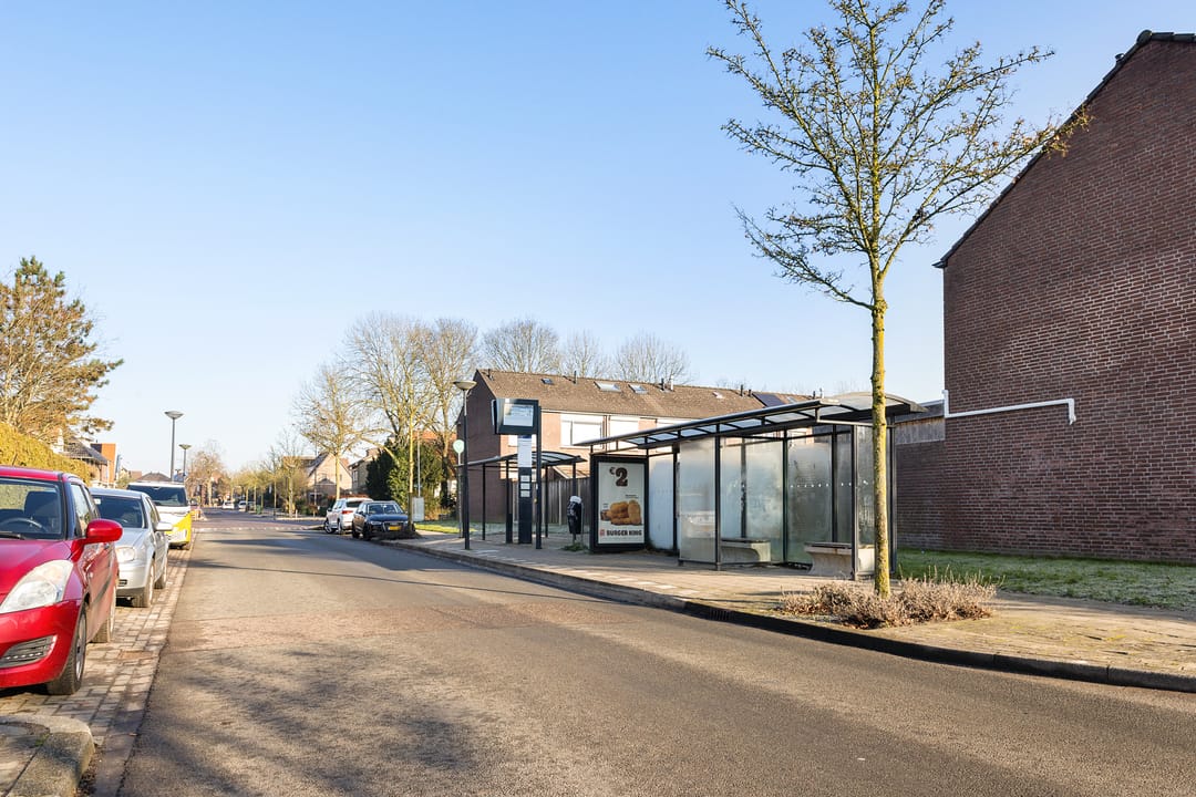 Foto 37 van Menuetstraat 18