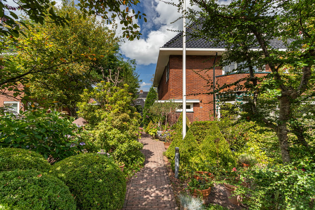 Photo 38 of Hector Treubstraat 19