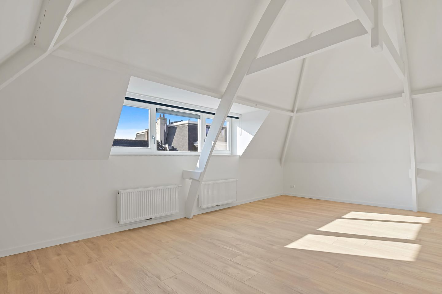 Foto 40 van De Ruijterstraat 49