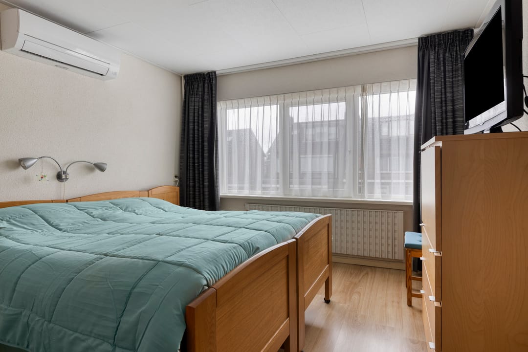 Foto 17 van Van Duivenvoordestraat 33