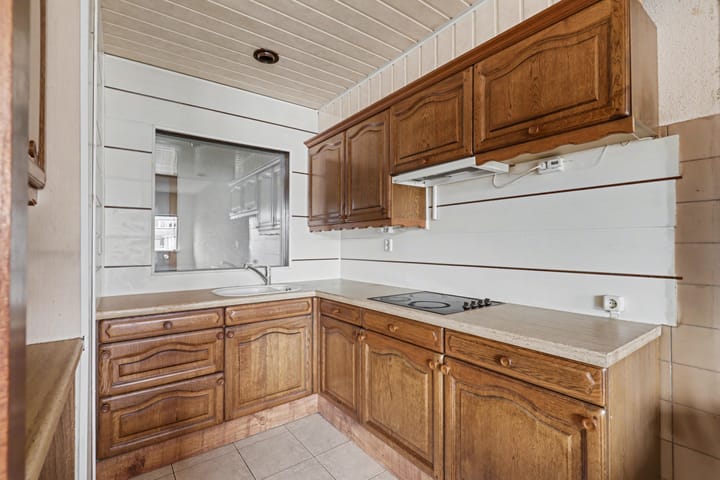Tussenwoning te koop: Beethovenlaan 198, Zwijndrecht