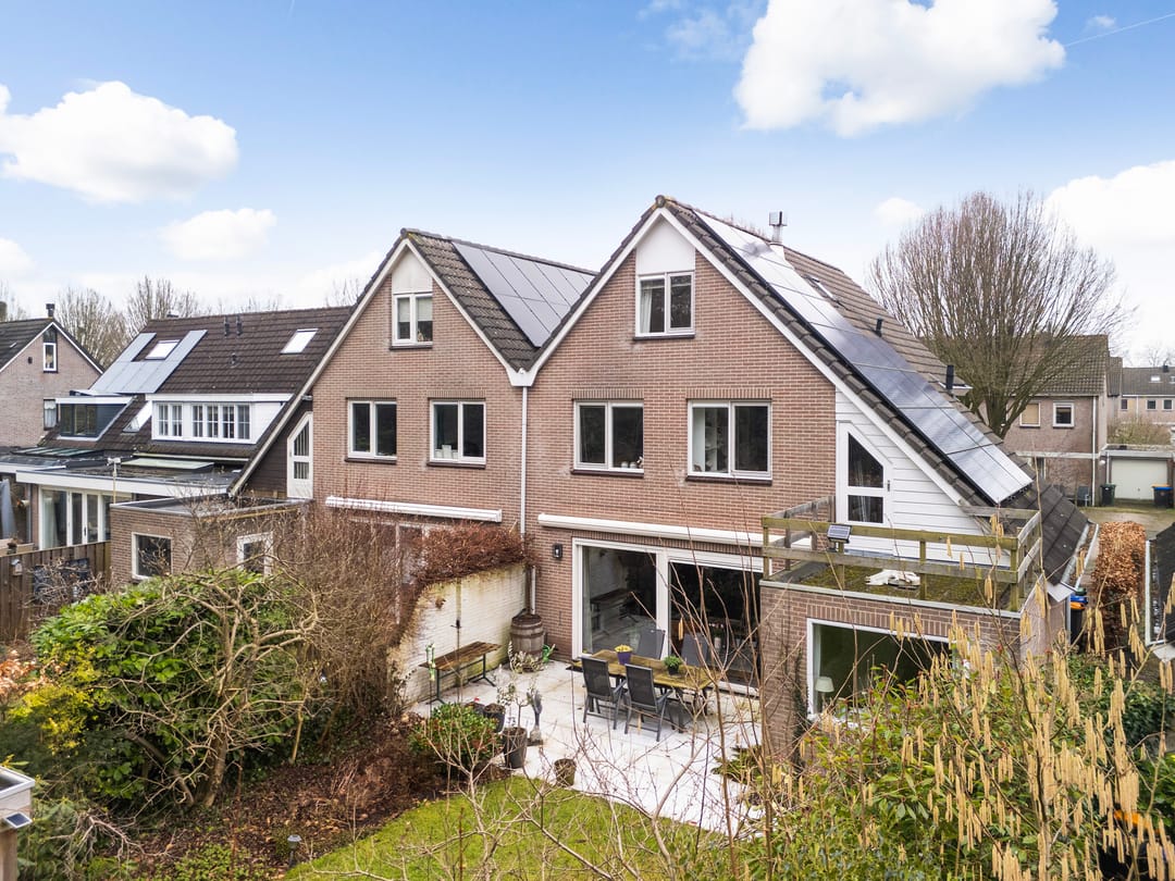 Photo 38 of Apollovlinder 10