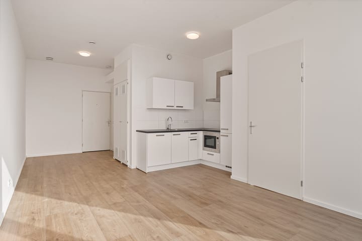 Photo 4 of Fascinatio Boulevard 892-J