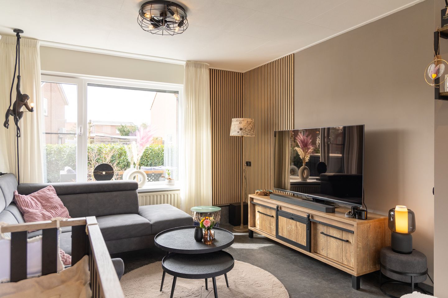 Photo 14 of Kanunnik de Vriesstraat 85