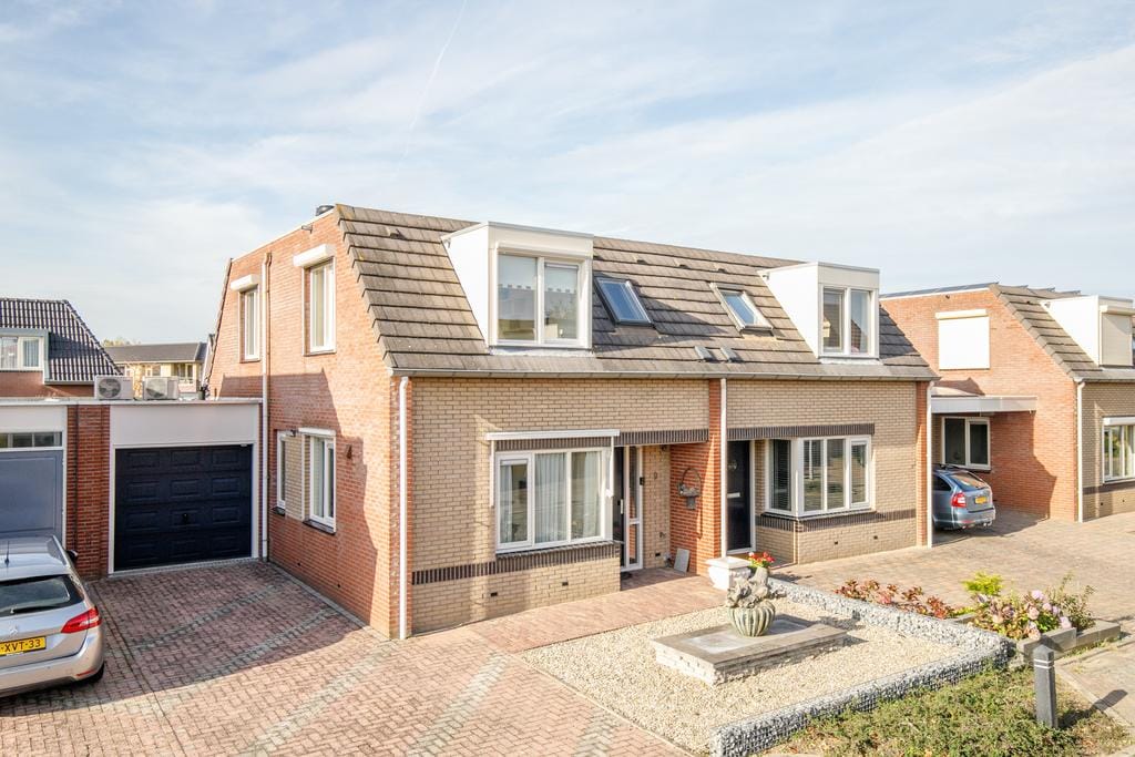 Buying a house in The Netherlands., Kanteel 9
