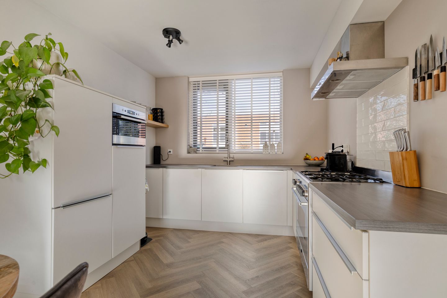 Foto 14 van Carry van Bruggenstraat 13