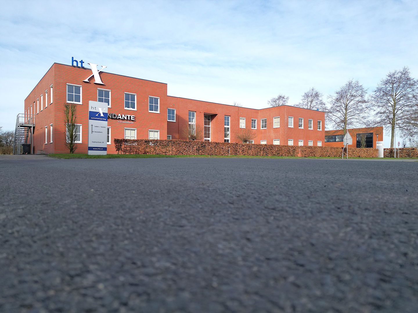 View photo 1 of Kapteynlaan 25