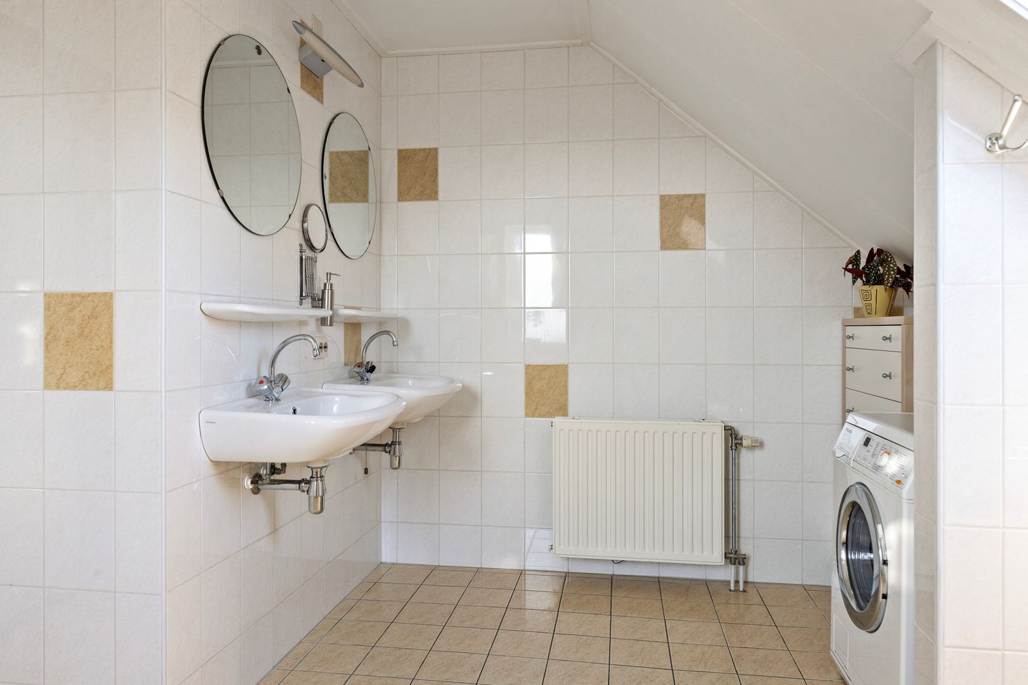 Foto 65 van Oostdorpseweg 47