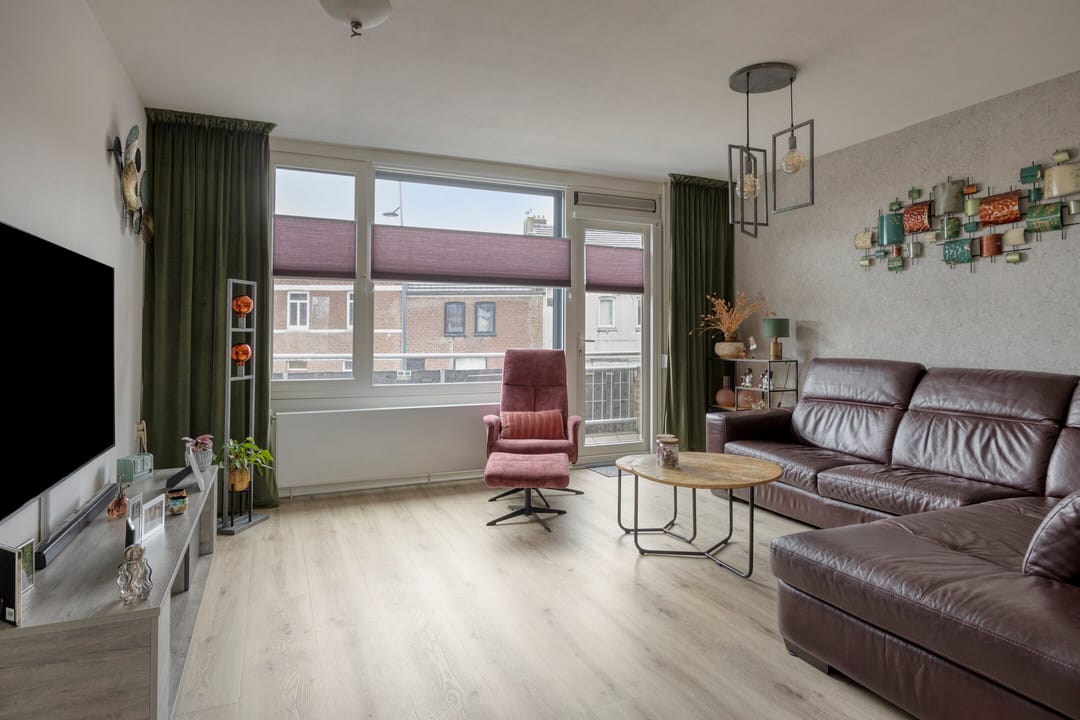 Foto 11 van Nieuwenhagerheidestraat 83