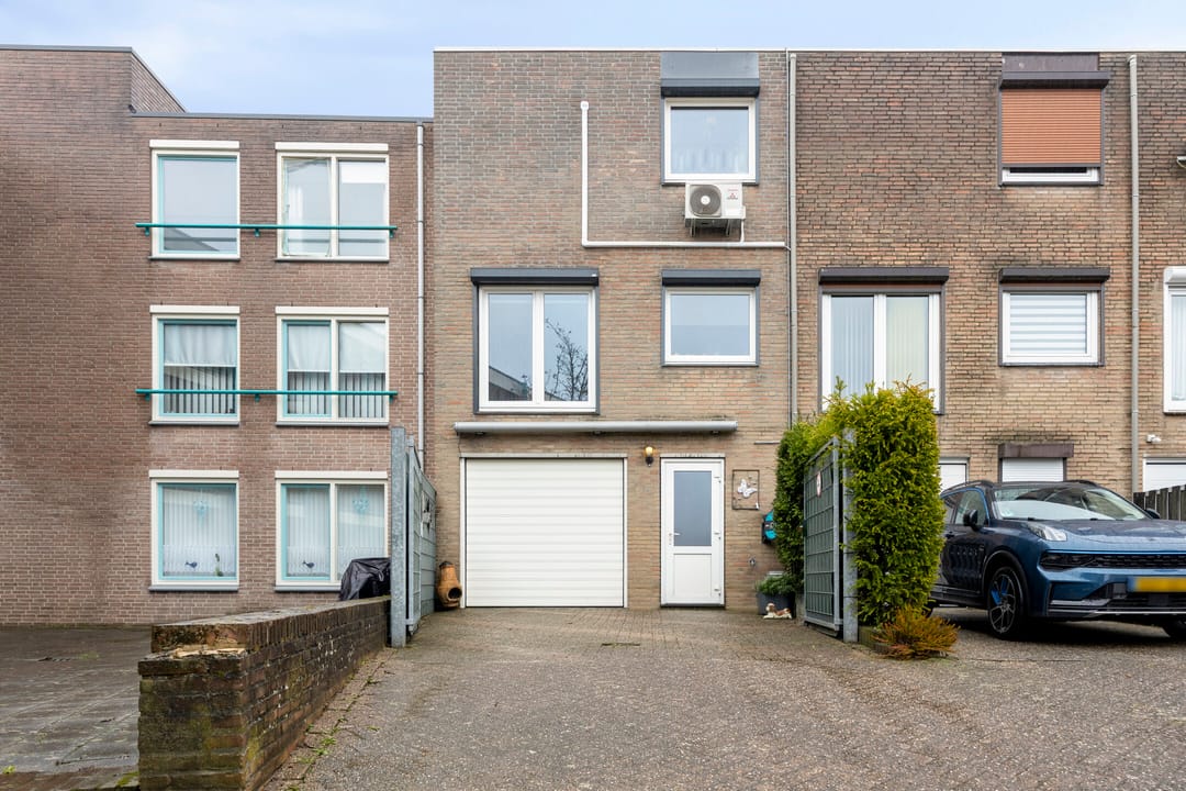 Foto 38 van Nieuwenhagerheidestraat 83