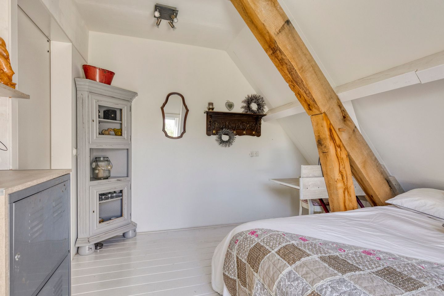 Photo 34 of Burgemeester Buijsstraat 23