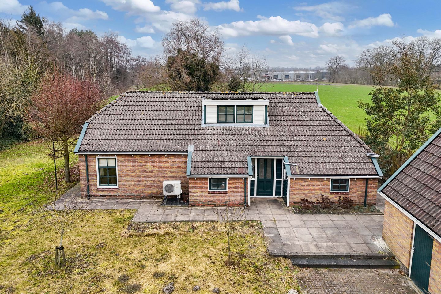 Foto 40 van Warreboslaan 29