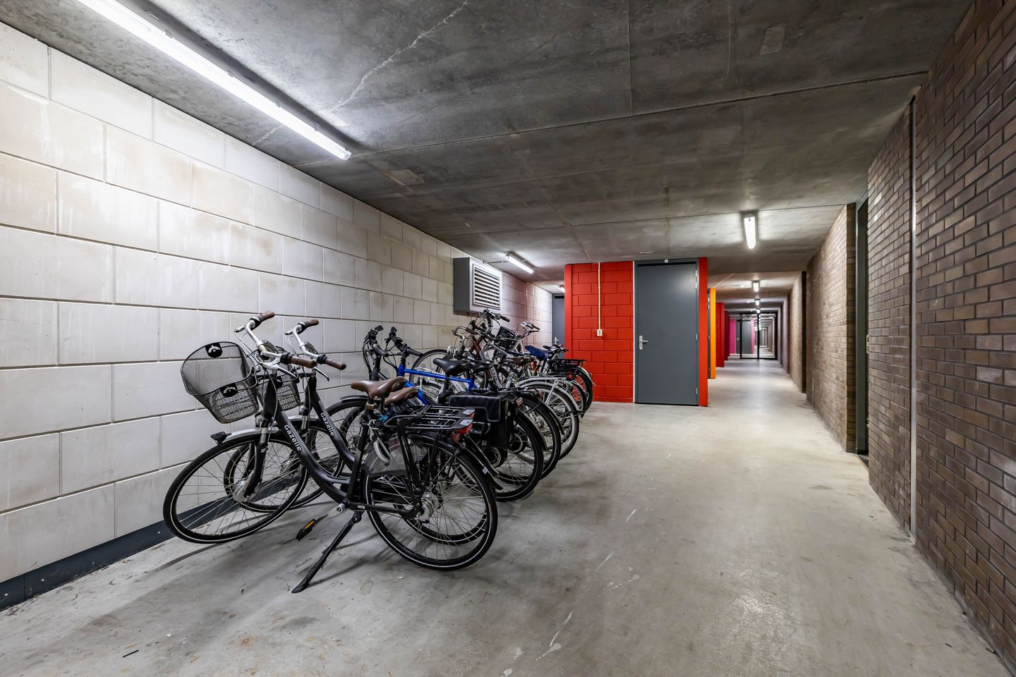 Photo 44 of Eemskanaal 53