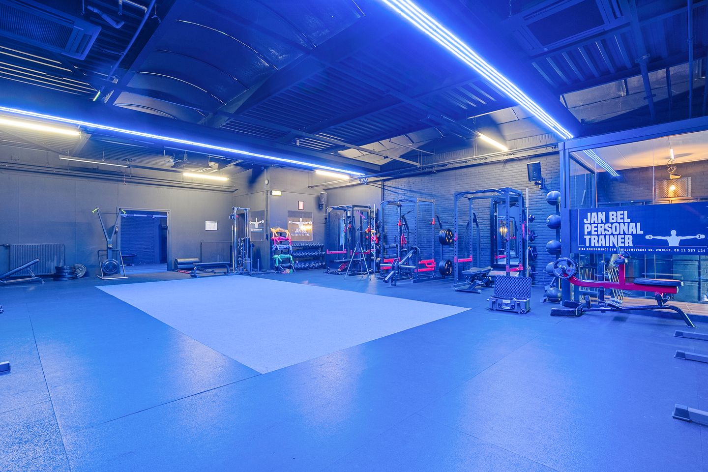 Bekijk foto 5 van Willemsvaart 16