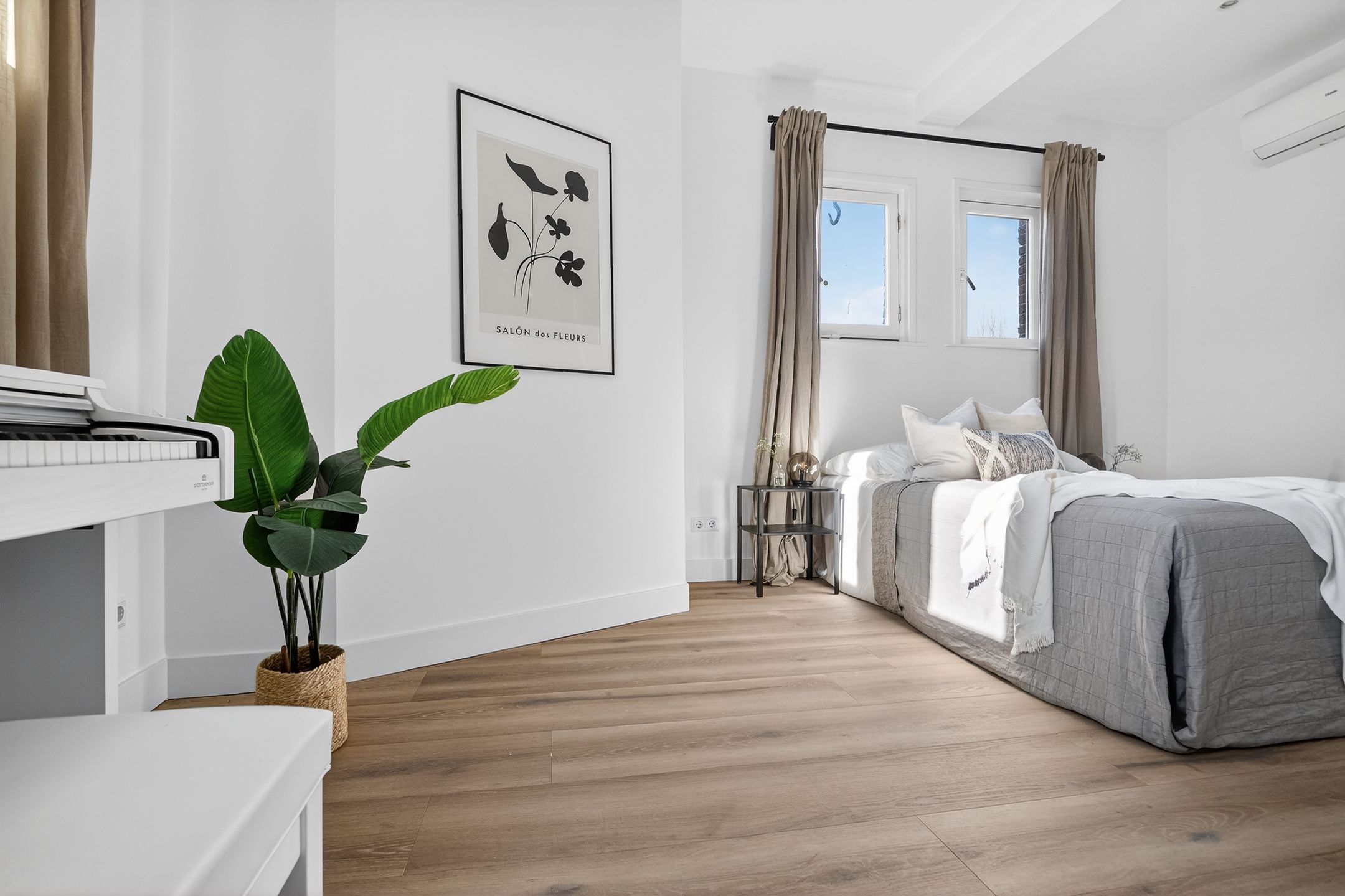Modern Double Upper House with Large Roof Terrace in Oosterparkbuurt — 36