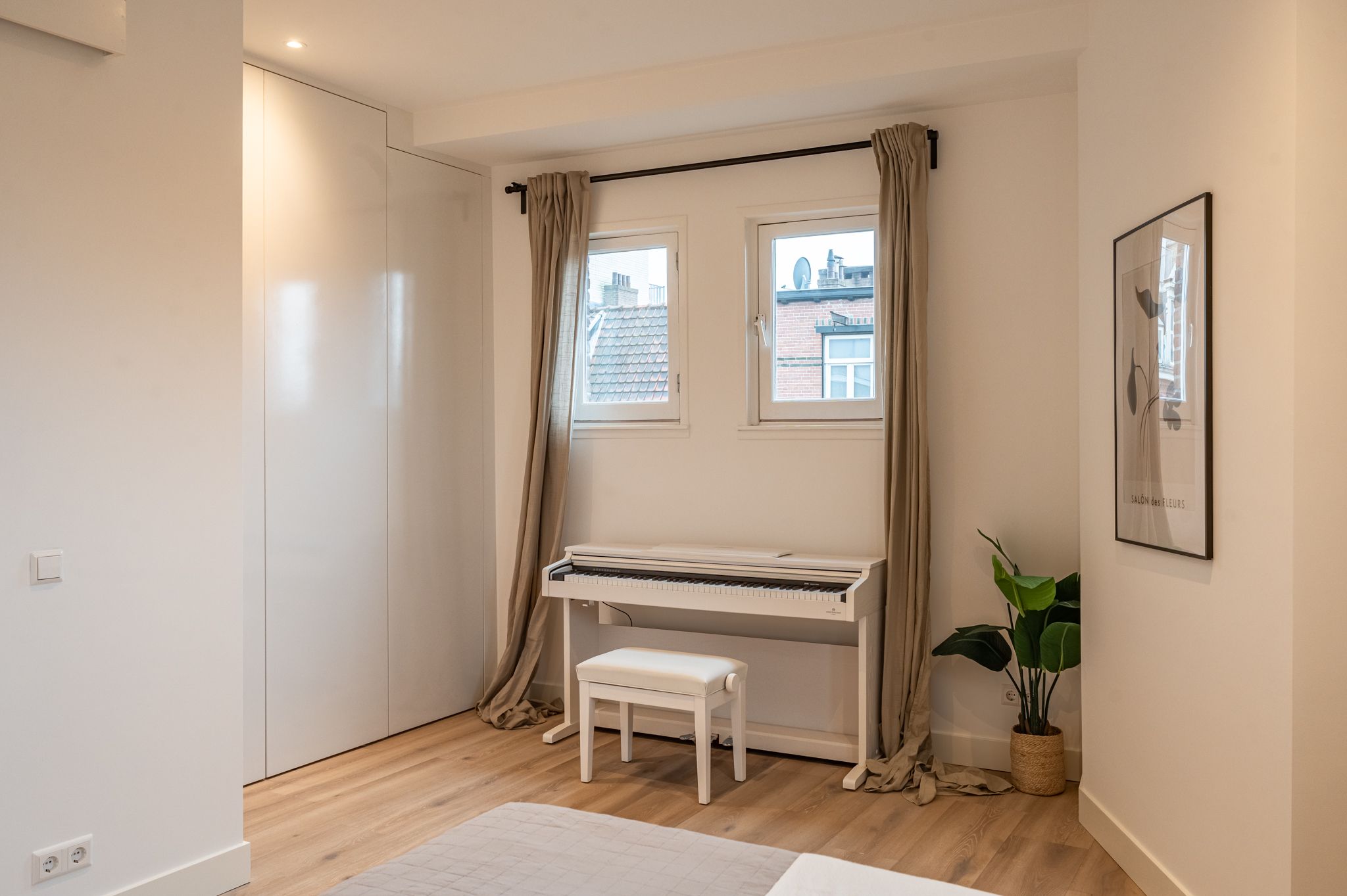 Modern Double Upper House with Large Roof Terrace in Oosterparkbuurt — 39