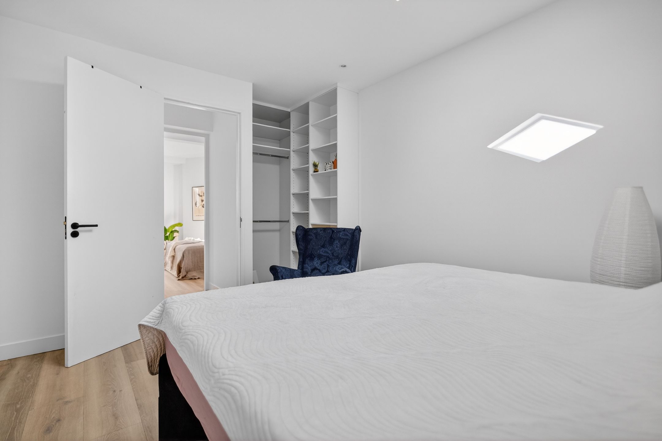 Modern Double Upper House with Large Roof Terrace in Oosterparkbuurt — 45